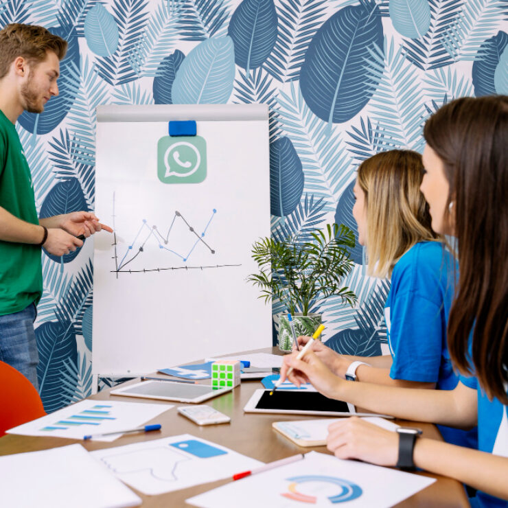 Improve your customer communication with the WhatsApp Business Solution
